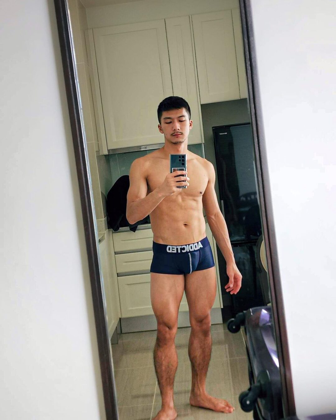 泰国天菜白袜肌肉男 Iknotus 海边湿身暴击