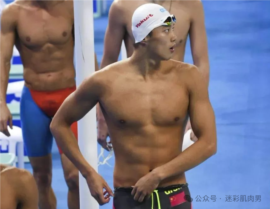 192CM 汪顺的大长腿穿太短太太垒又又又被看完啦！！