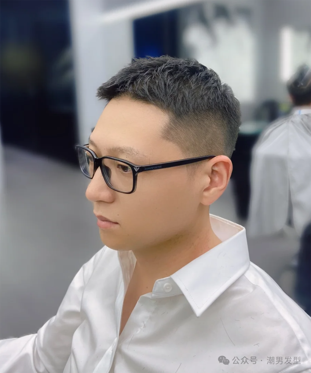 男生春天发型别乱剪，这 3 款造型时髦帅气，很值得一剪！