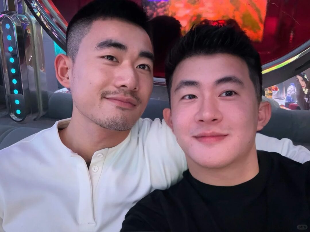 杭州惊现童颜筋肉男友！婴儿肥 + 八块腹肌的反差萌杀疯了