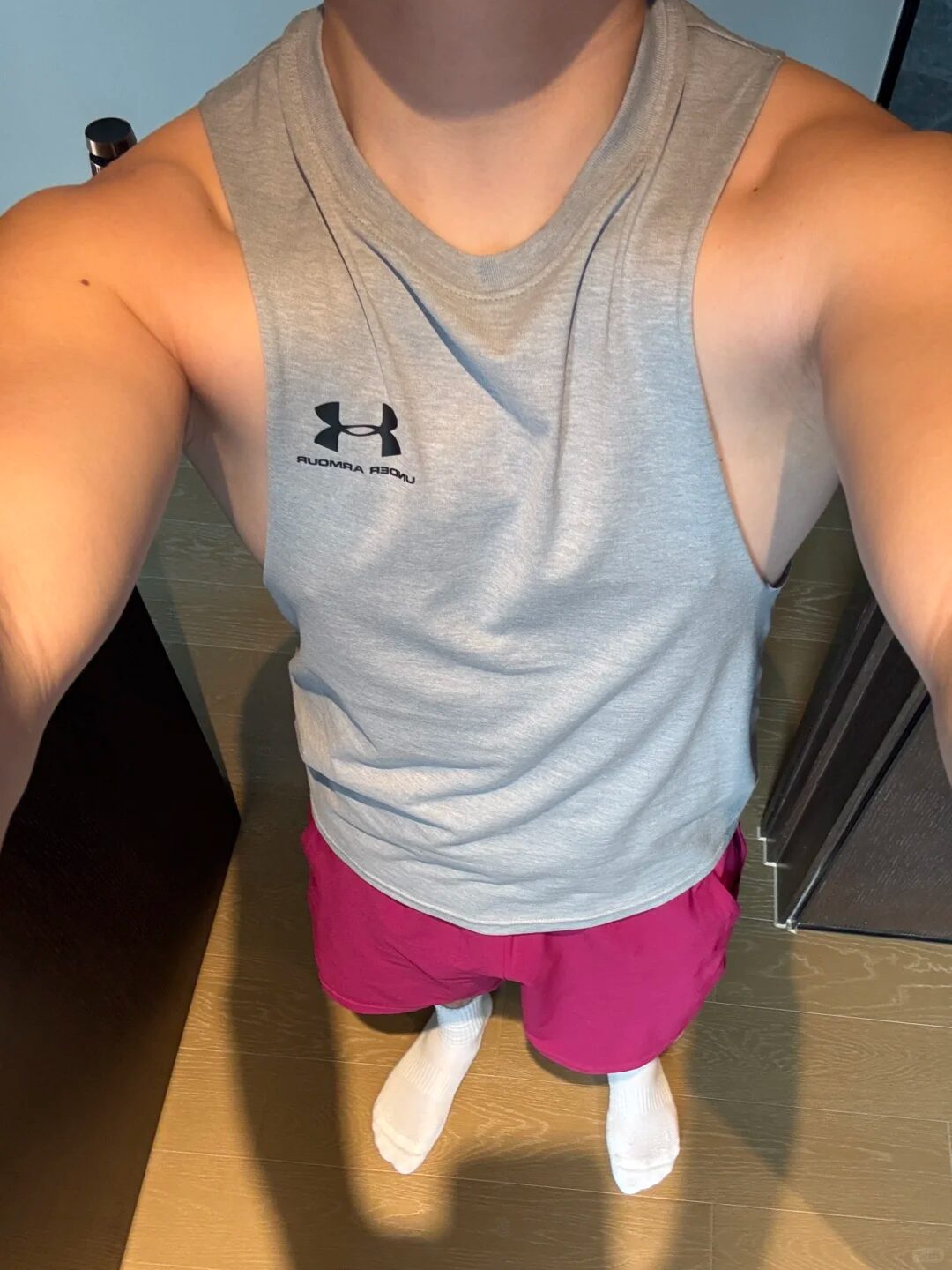 杭州惊现童颜筋肉男友！婴儿肥 + 八块腹肌的反差萌杀疯了