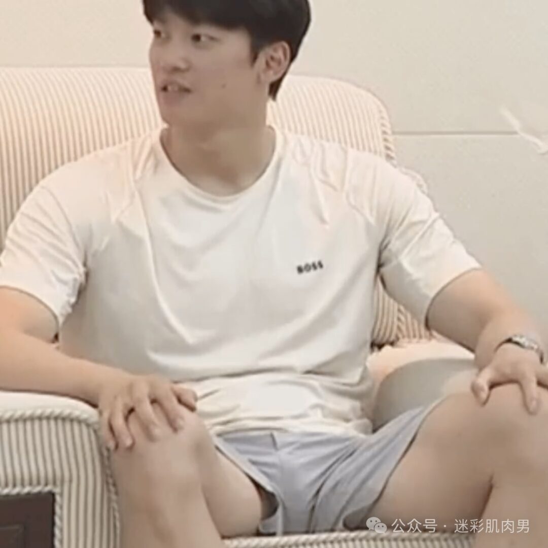 192CM 汪顺的大长腿穿太短太太垒又又又被看完啦！！
