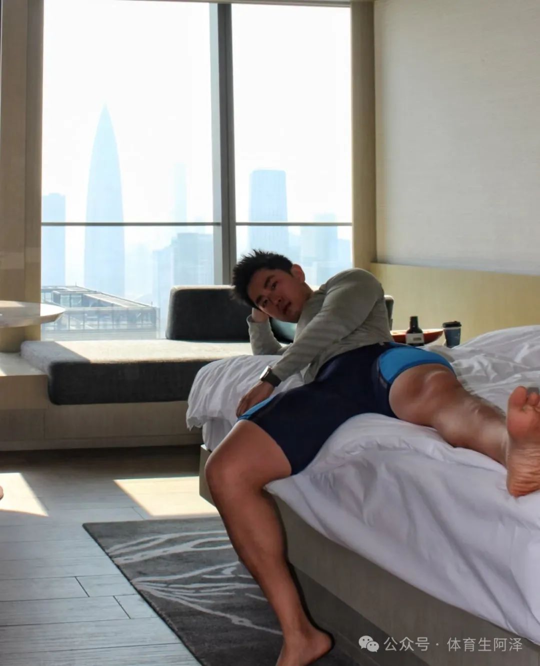 为何过度健身吸引同性？两位健身男博主情侣深度揭秘....