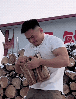 东北肌肉直男劈材哥的瓜你们吃了吗？小视频猛得一批！