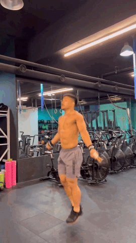 熊圈天菜安昌林当爸爸后，还爱上下跪了？