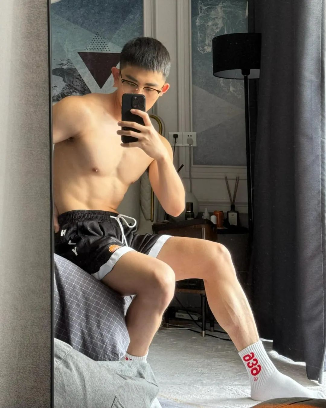 与精瘦薄肌少年共赴一场海盐味的生长仪式