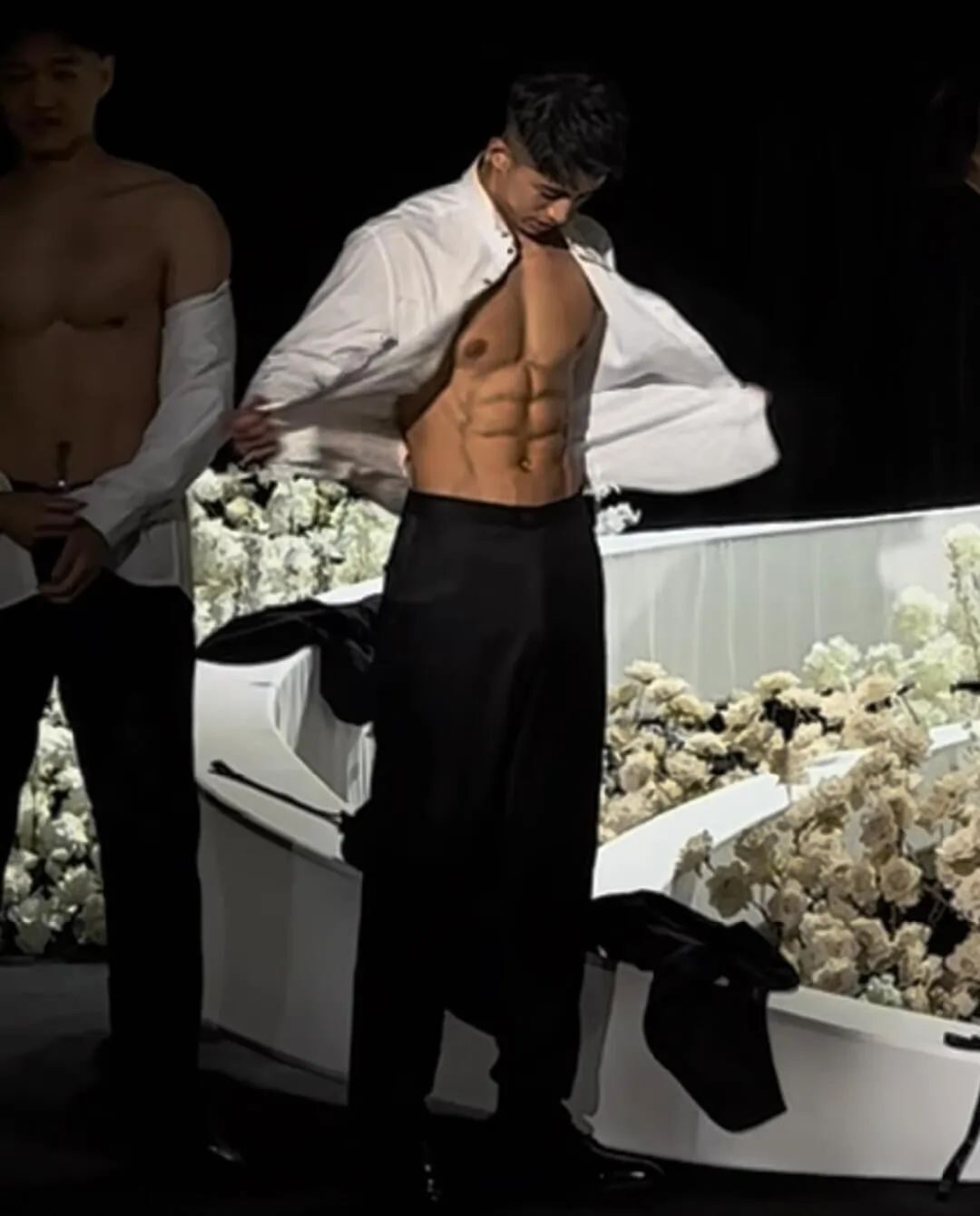 186cm 筋肉铁血汉子健身私教 186cm 筋肉铁血汉子健身私教