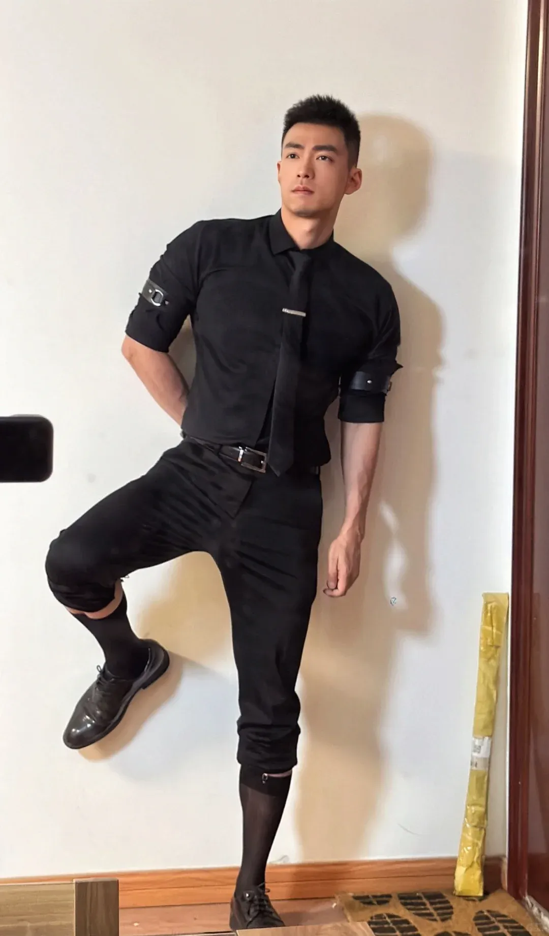 咨询男西装暴徒的奶狗内核是怎样炼成的