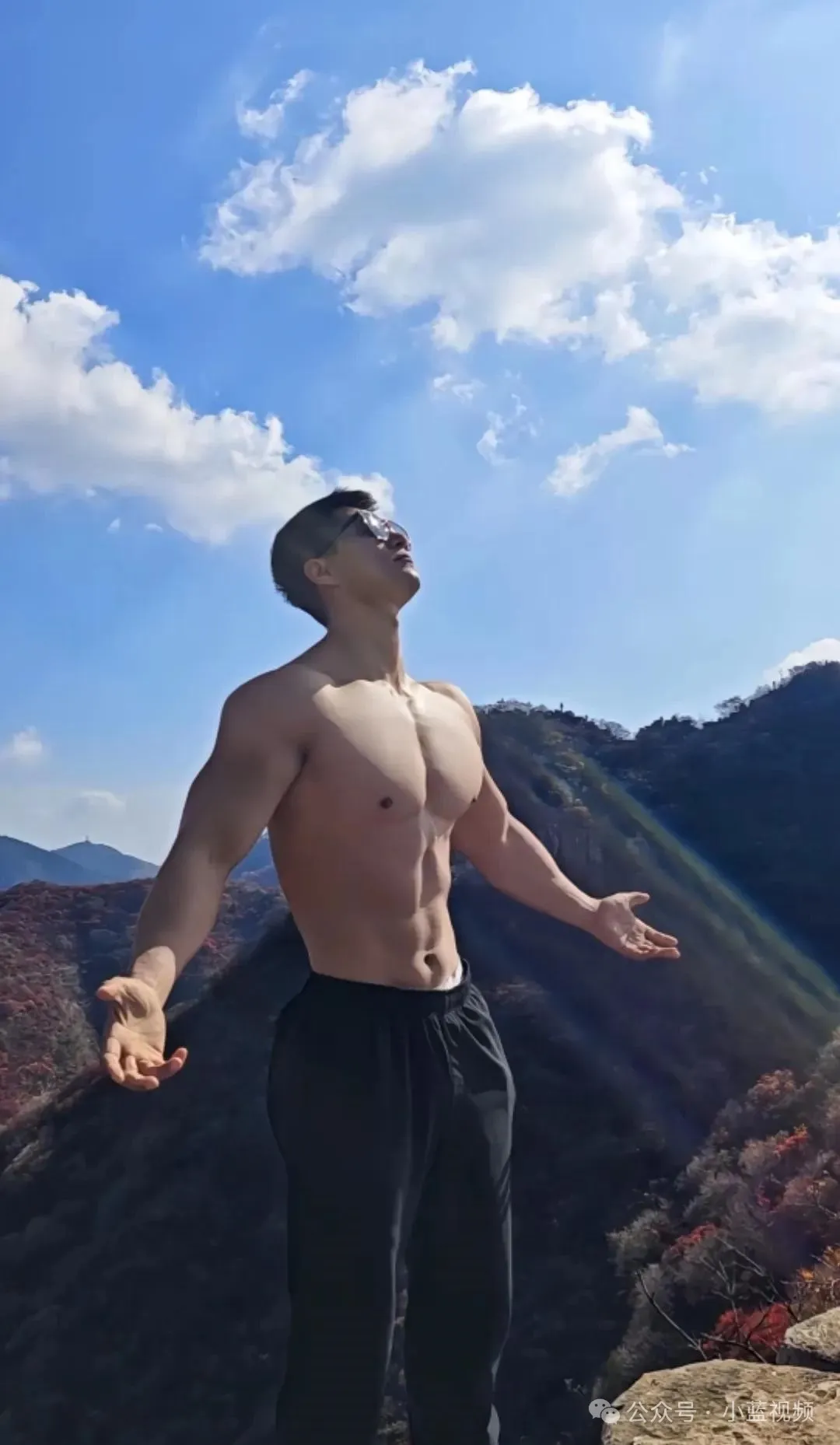 185cm 超猛山东肌肉汉子零下 7 度半裸惊呆了！