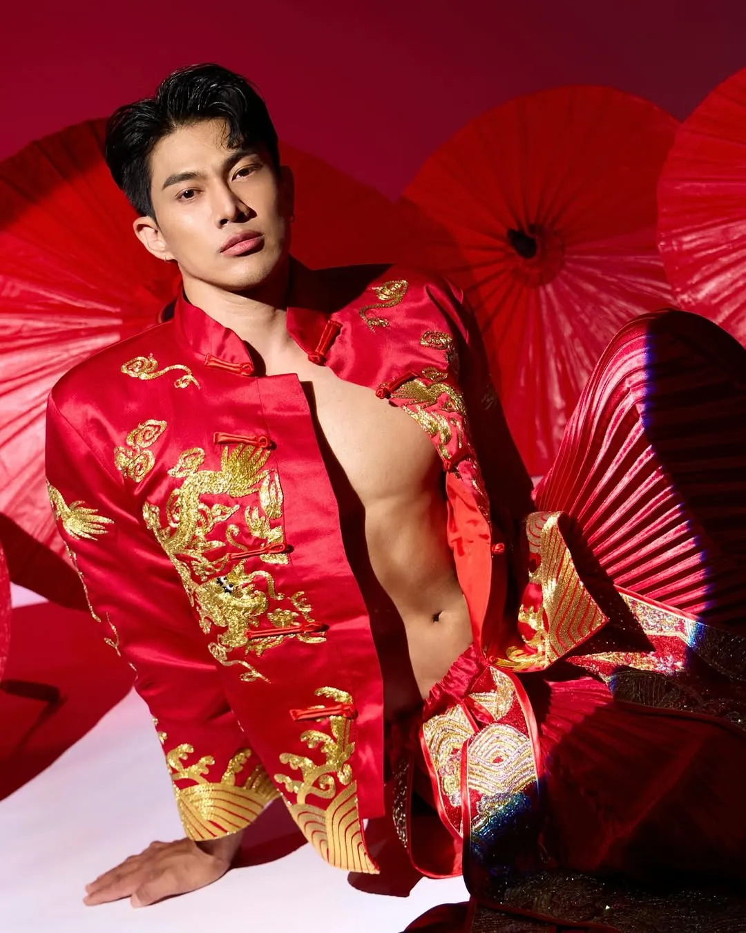 肌肉纹路中奔：你敢直视这团行走的荷尔蒙吗？