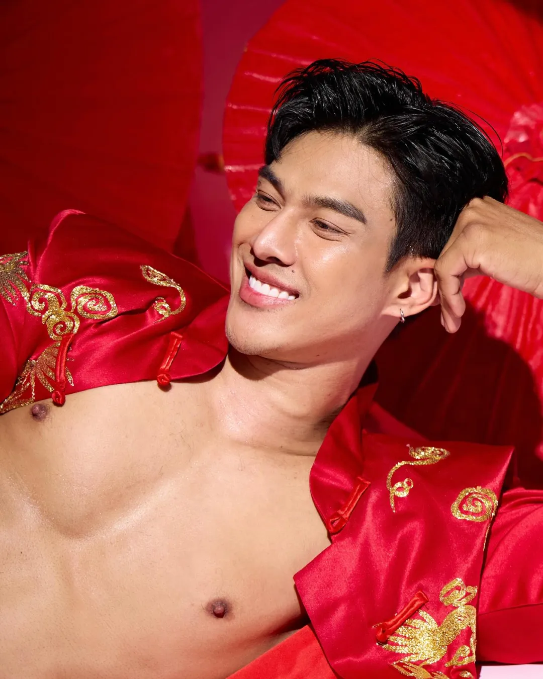肌肉纹路中奔：你敢直视这团行走的荷尔蒙吗？