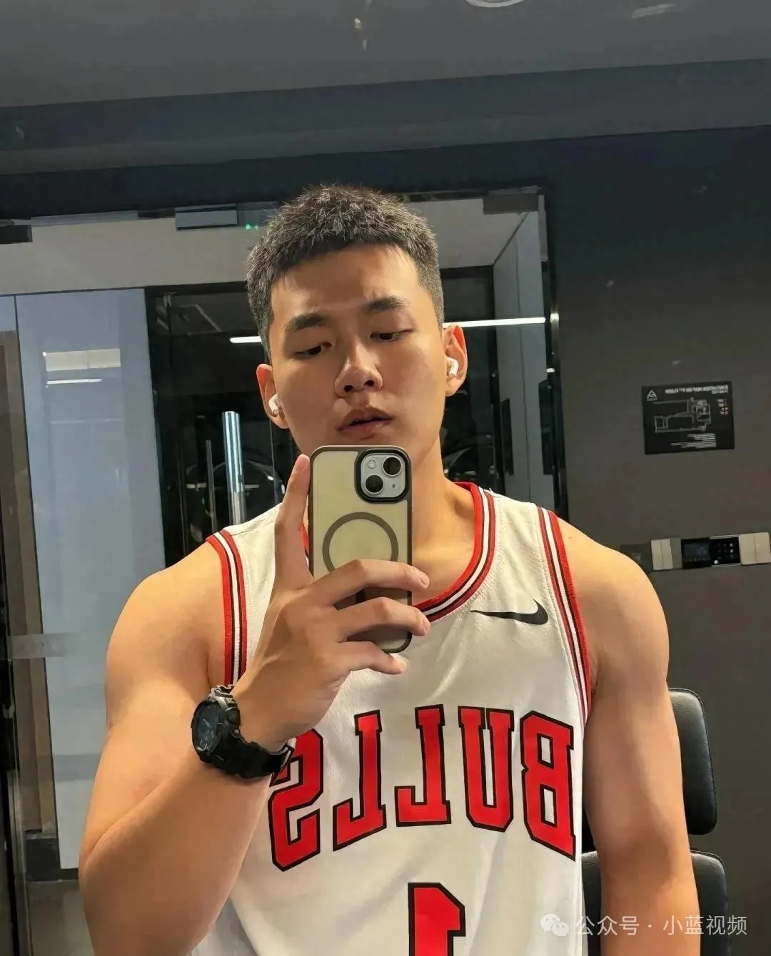 185cm 粗壮肌肉汉子
