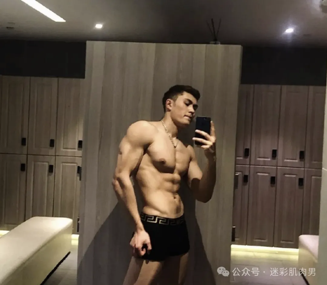 190CM 新疆硬汉湿透长腿？？长得太野太太大！！