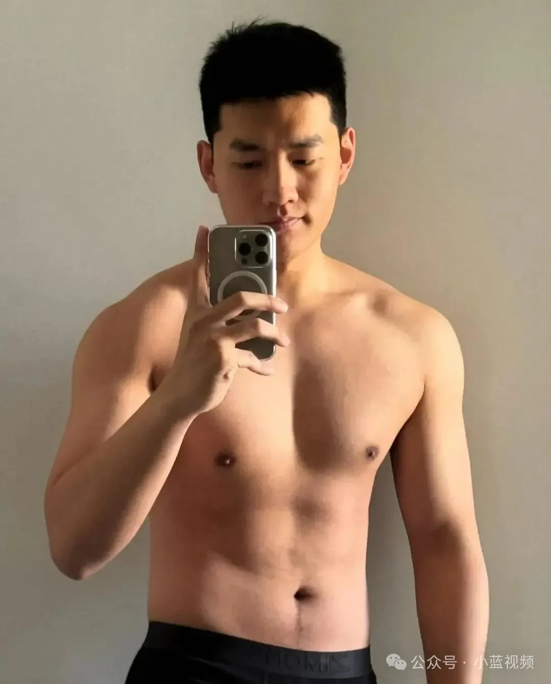 185cm 粗壮肌肉汉子