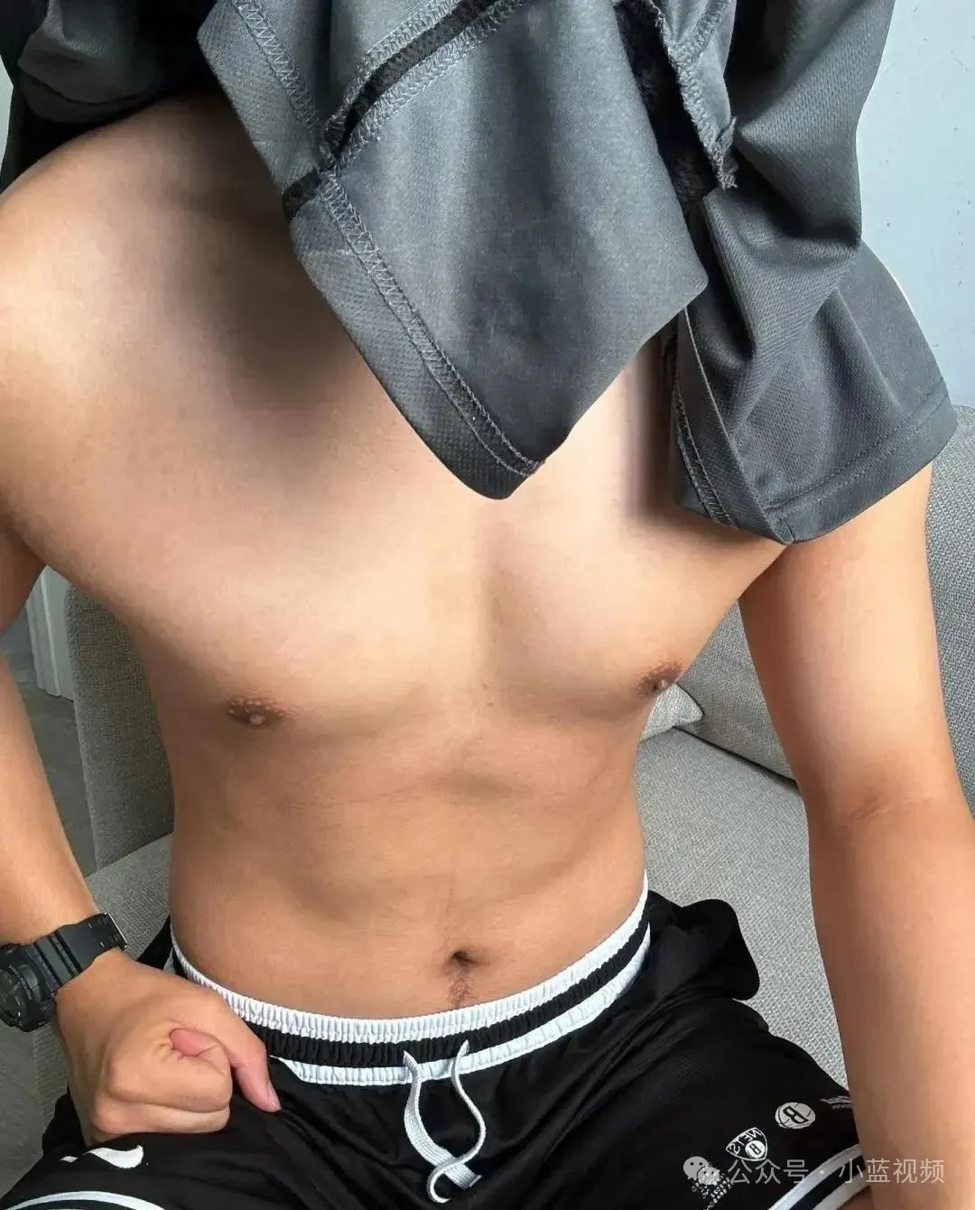 185cm 粗壮肌肉汉子