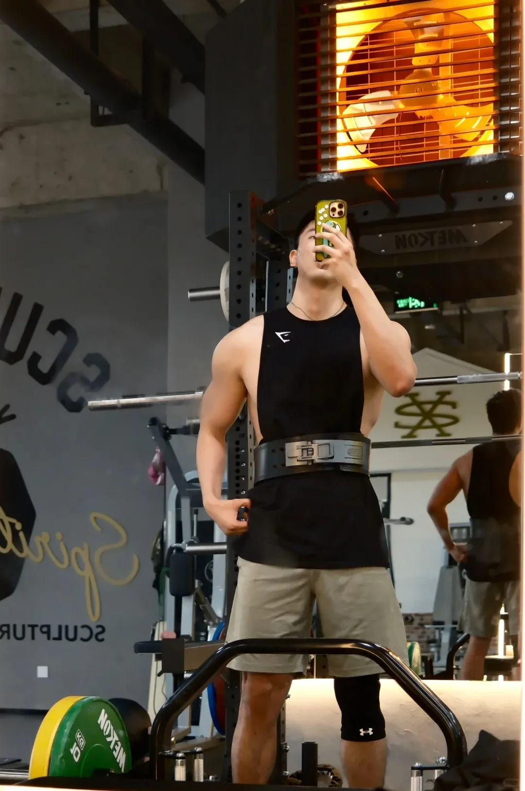 实力宠粉！颜值不输小鲜肉，前大厂健身男神颜值身材双绝杀
