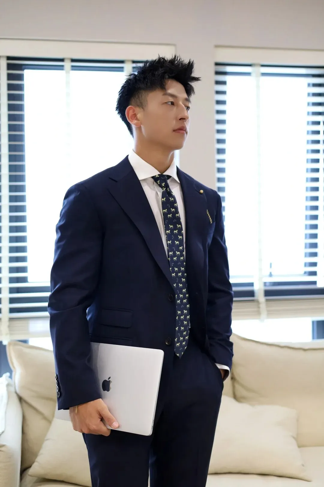 重庆 185 斯文小麦肤色体育生！在外野生，在家文雅