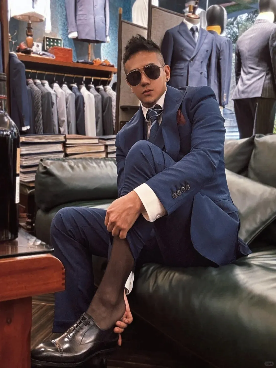 儒雅与痞帅型男撩人正装 这高级风范太迷人！