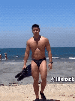 现在的直男教练都这么 open 了吗？好会擦....
