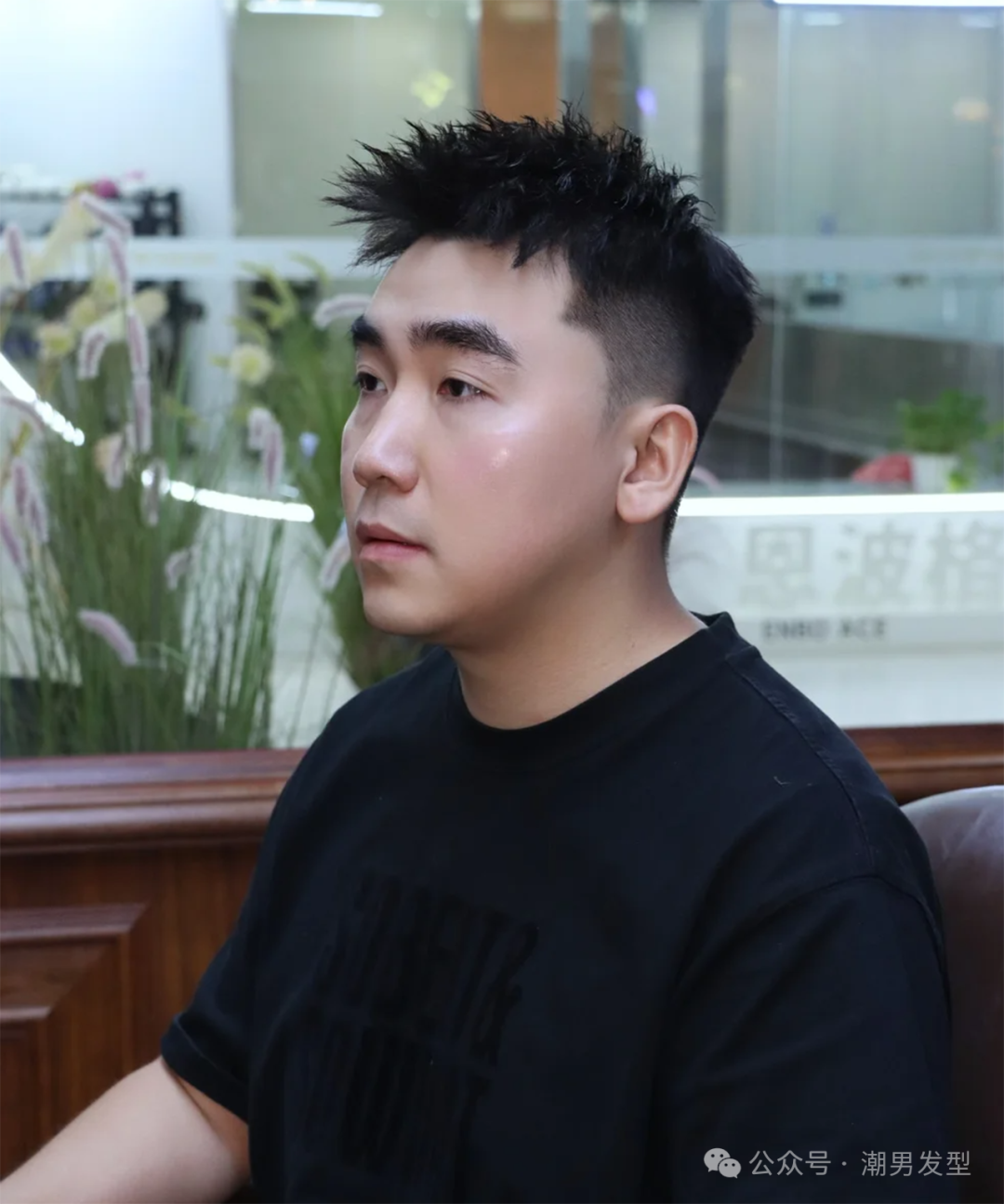 30+ 的男士想要“改头换面”，剪这 3 款时尚发型，瞬间提升颜值！