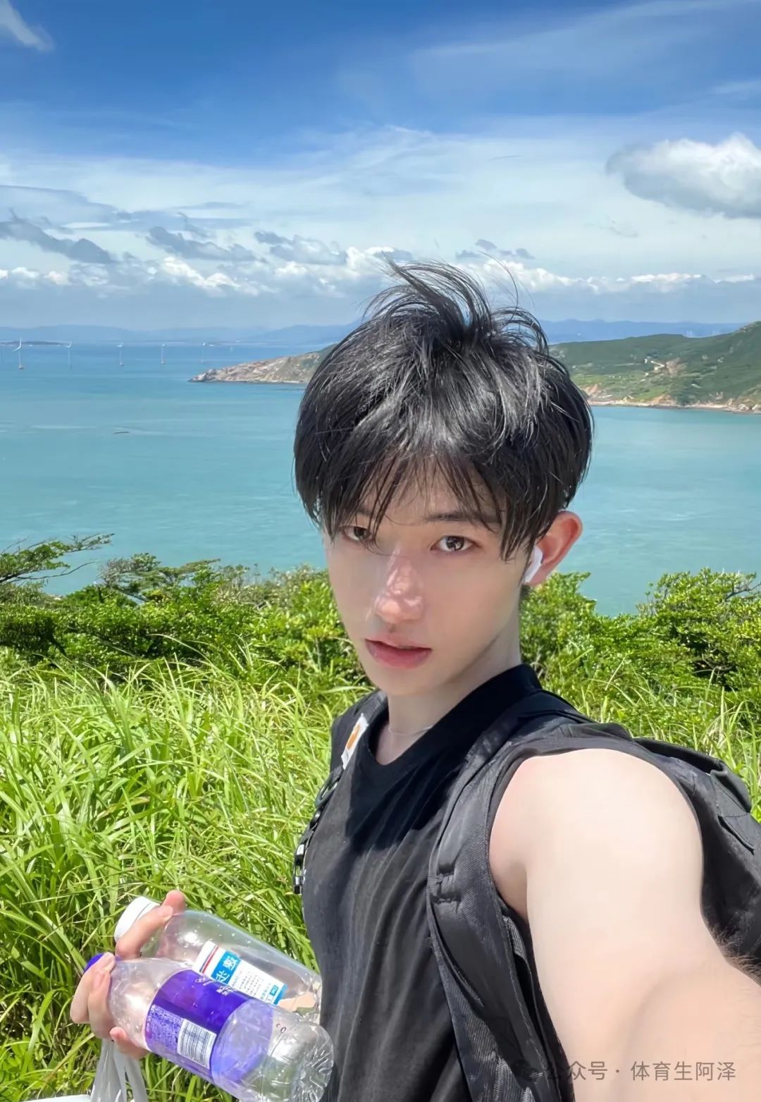 192cm 顶级男模，粗腿大包太诱人，出场费竟然高达四位数.....