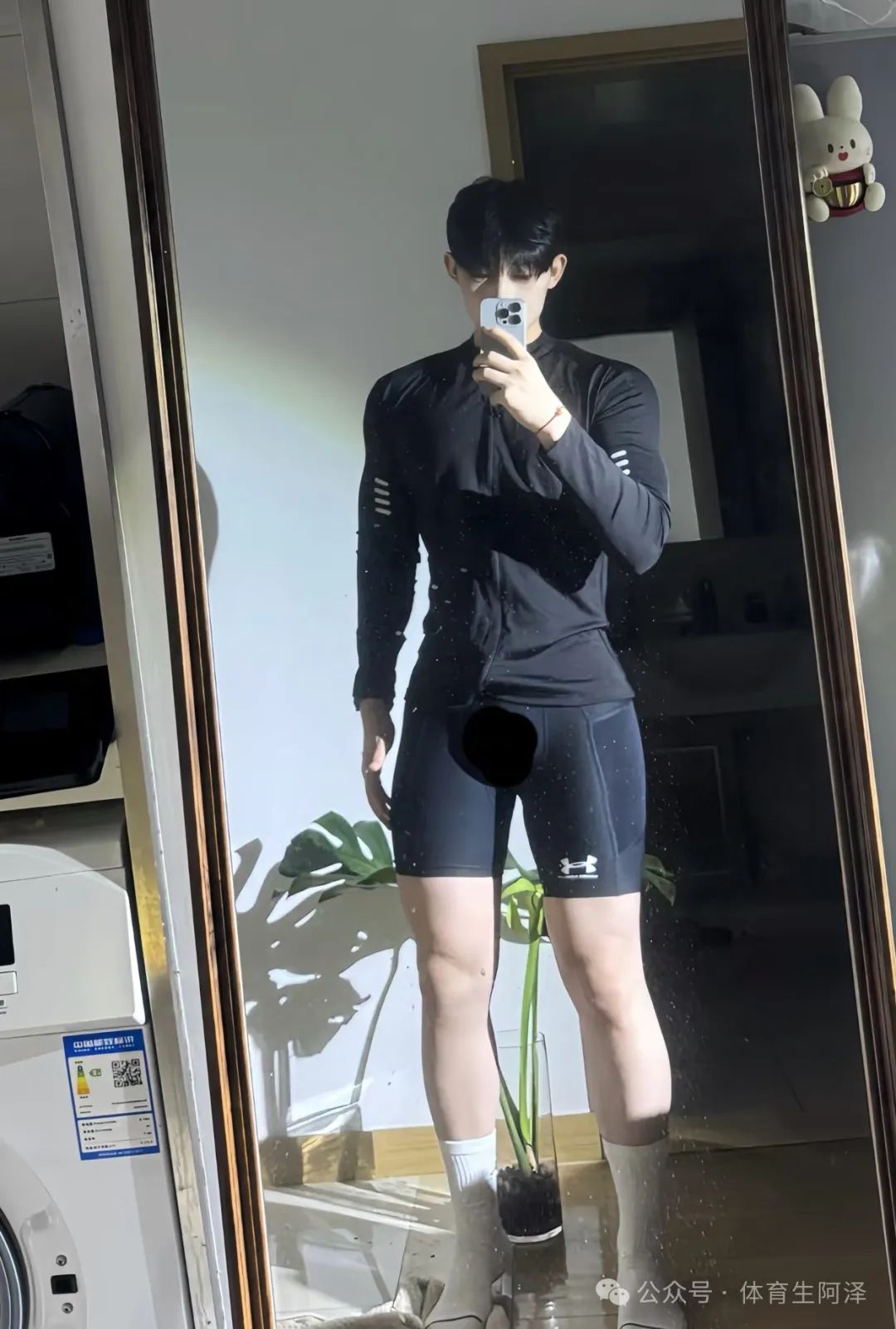 192cm 顶级男模，粗腿大包太诱人，出场费竟然高达四位数.....