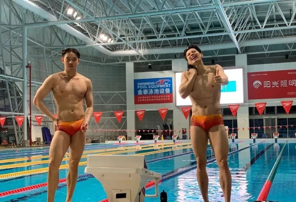 央视摄影师蹲下拍汪顺跳绳？这角度的跳动你看了吗？