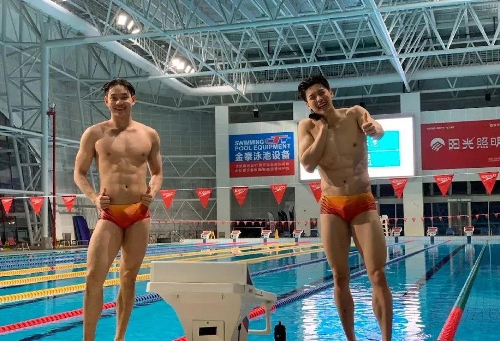 央视摄影师蹲下拍汪顺跳绳？这角度的跳动你看了吗？