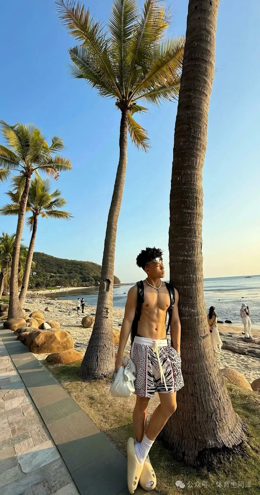 195cm 山东卷毛体育生，超强打桩机，前男友对他赞不绝口......