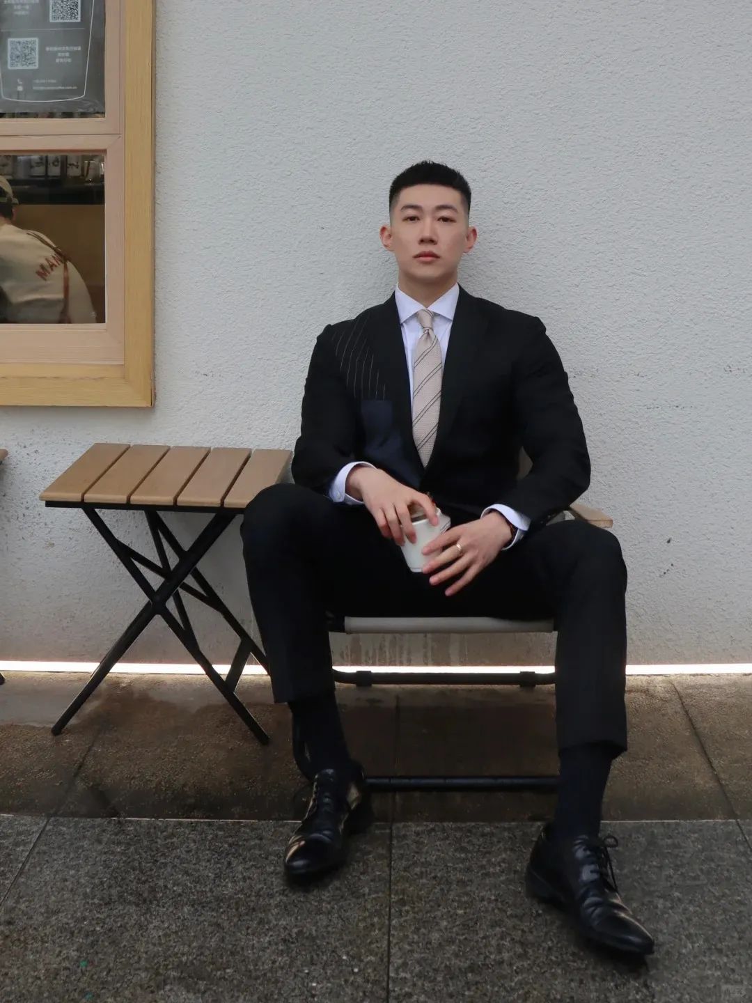 外企“打工魂”帆哥很香的日常：西装革履也能玩转健身圈？