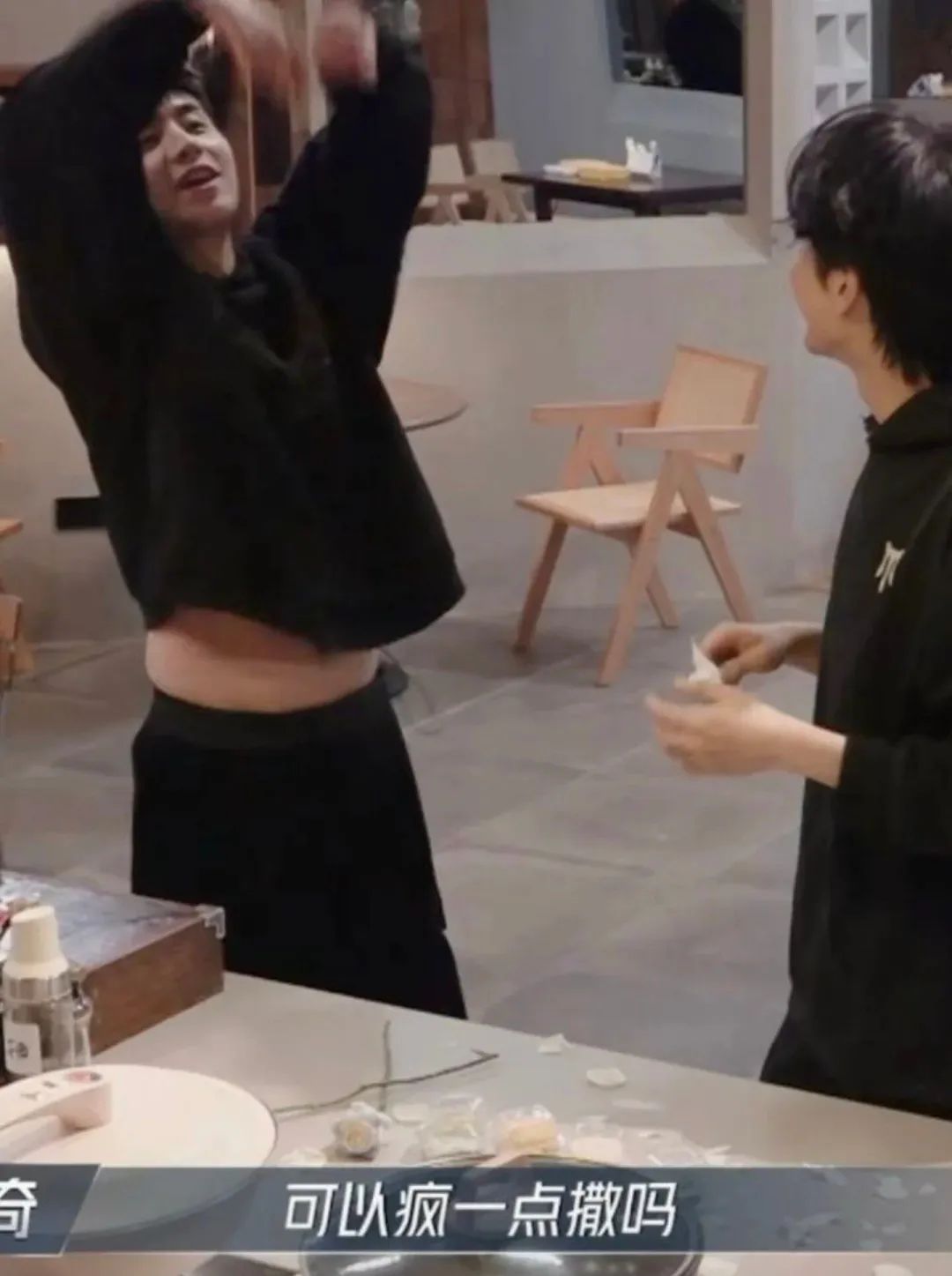 瓦特？？焦迈奇胖成球，“这是要变熊圈天菜了？”
