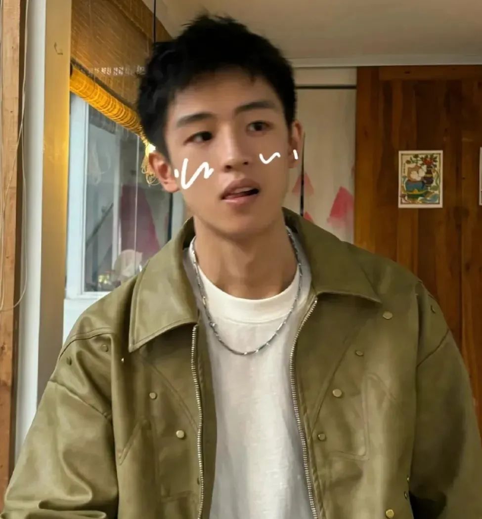 焦迈奇男大版，这个小哥好阳光~