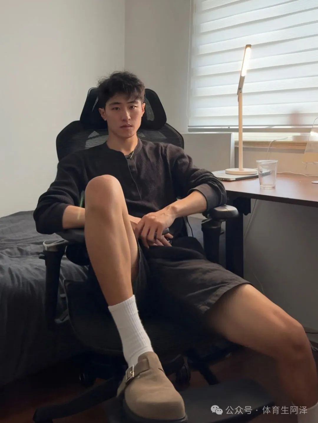 辽宁体院校草，因与学弟谈恋爱遭室友举报！学校：已全校通报......