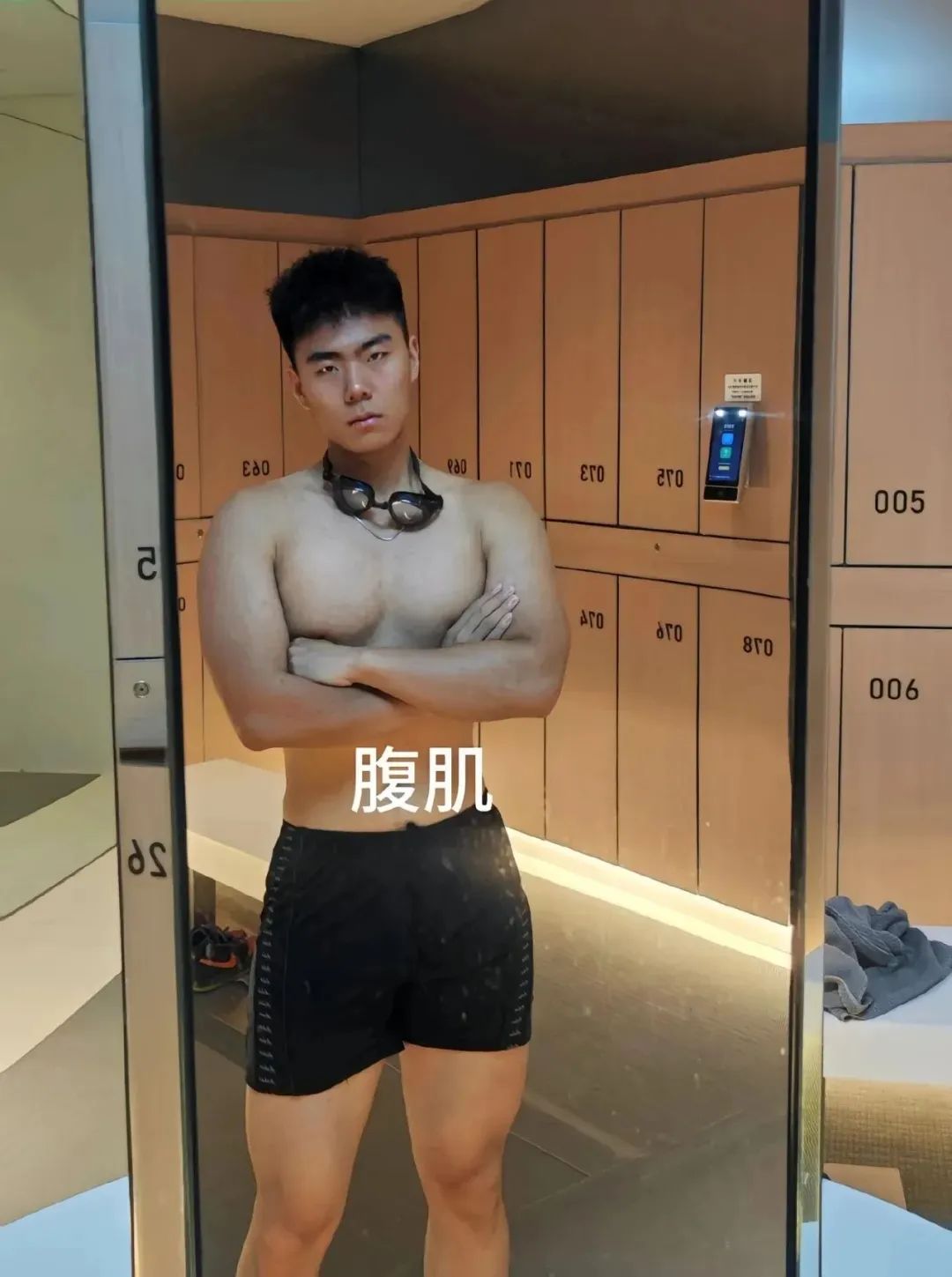 脂包肌小哥哥户外，也太好看了！
