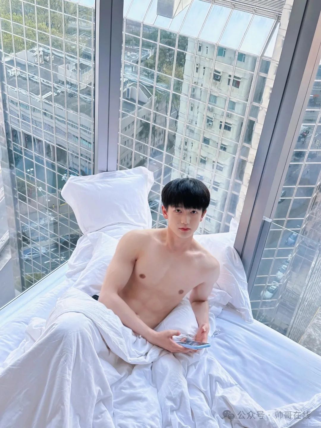 牛奶肌白皮薄肌帅奶狗，弟弟也太可了吧！