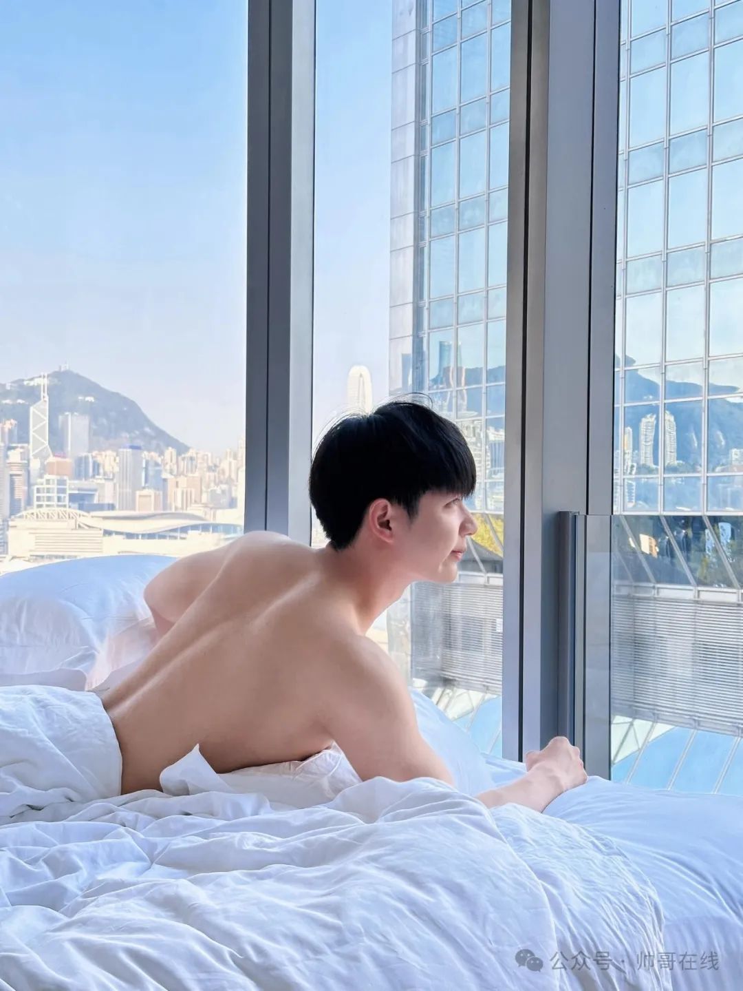 牛奶肌白皮薄肌帅奶狗，弟弟也太可了吧！