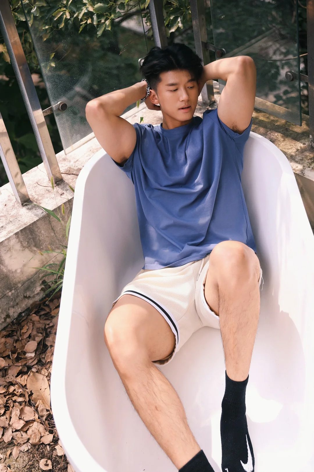 黑皮体育生，写真男模特