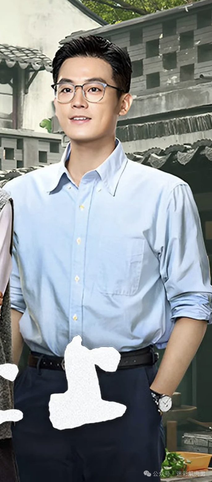 32 岁欧豪视频曝光斯文眼镜竟,正装成叔圈霸总天菜?! 32 岁欧豪视频曝光斯文眼镜竟,正装成叔圈霸总天菜?!