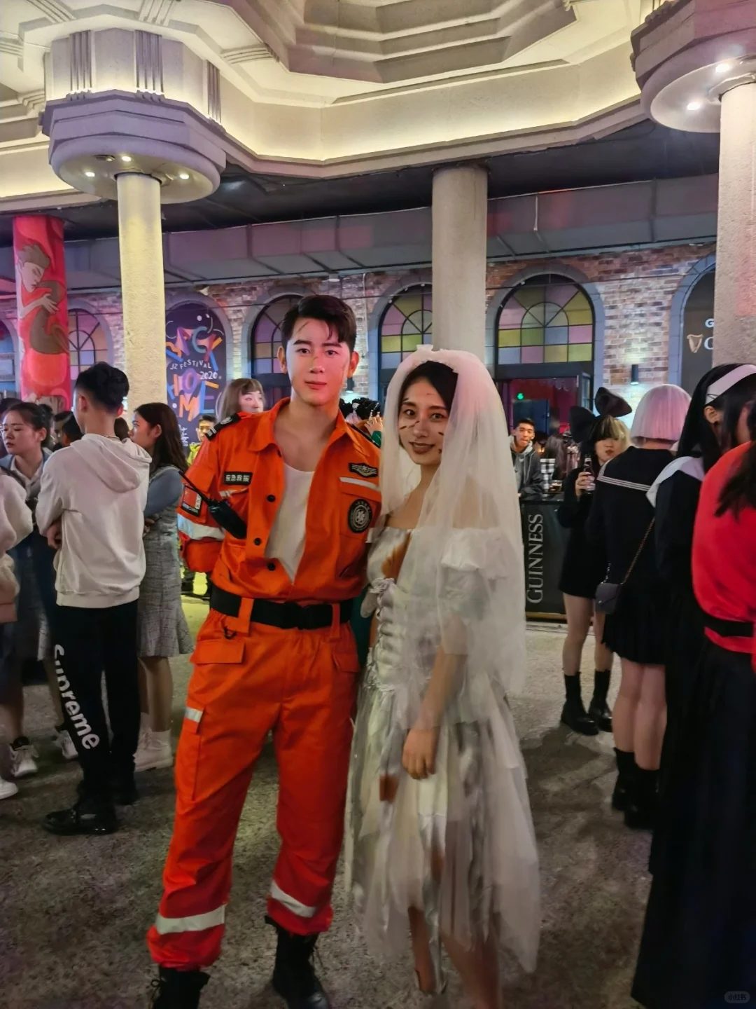 上海小哥哥在韩国杀疯了！45cm 臂围配厌世脸 这身材说是漫撕男都谦虚了