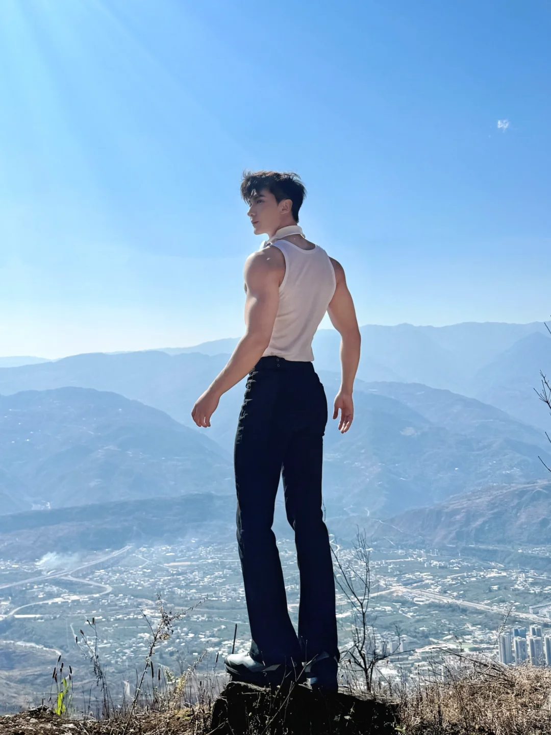 183cm 杭州男神爱骑行，生活也太让人羡慕了吧!
