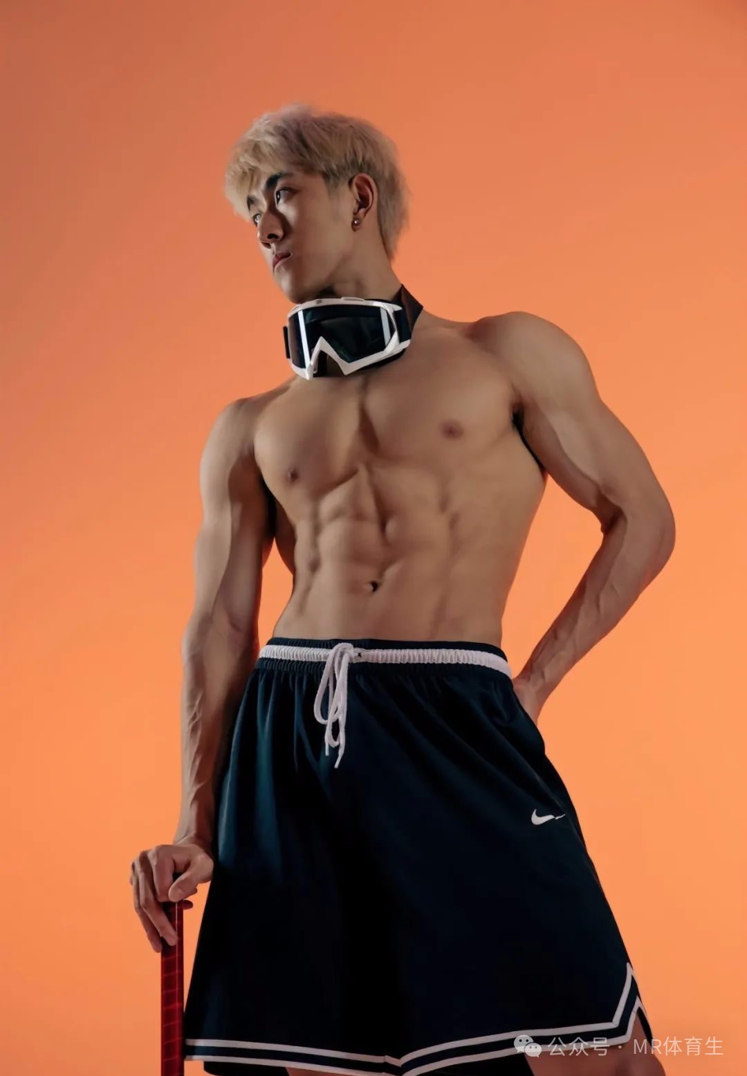 188cm 成都健身男模，硬核腱子肉完美诠释的肌肉小狼狗