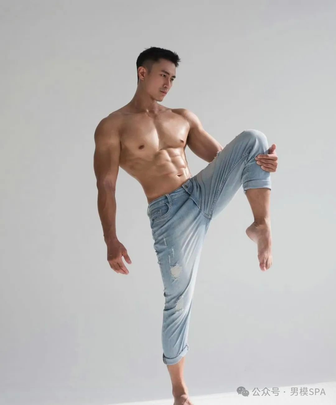 土直黑皮肌肉男模,不羁爷们帅气 土直黑皮肌肉男模,不羁爷们帅气
