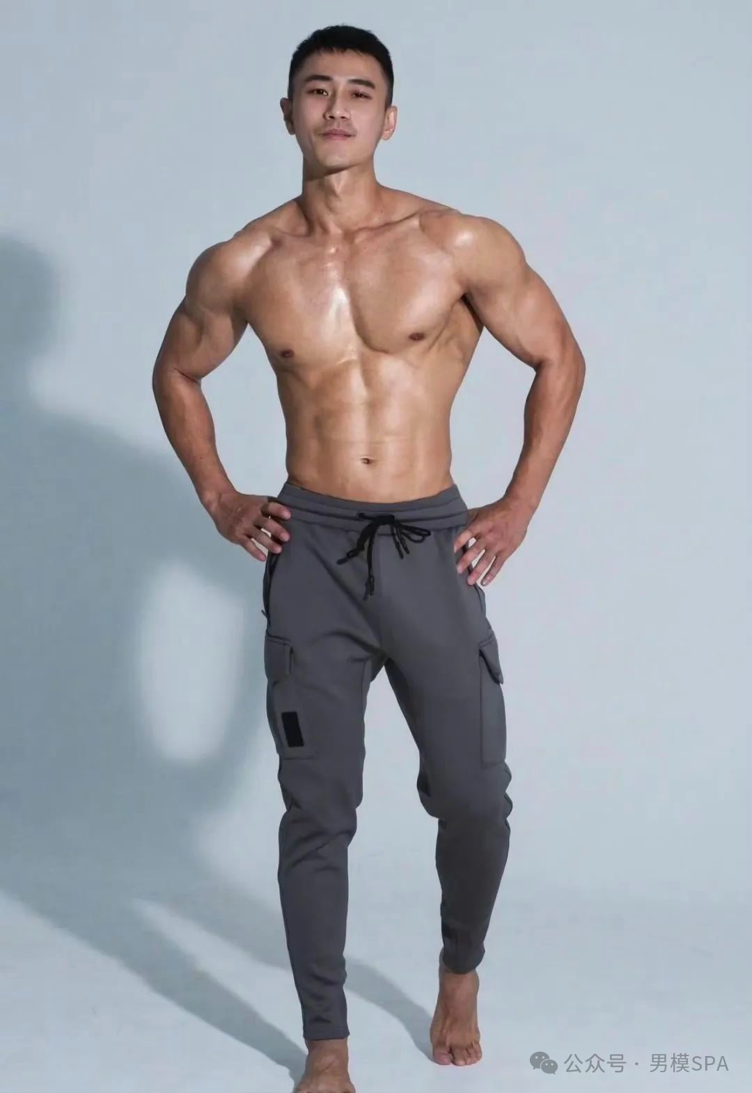 土直黑皮肌肉男模,不羁爷们帅气 土直黑皮肌肉男模,不羁爷们帅气