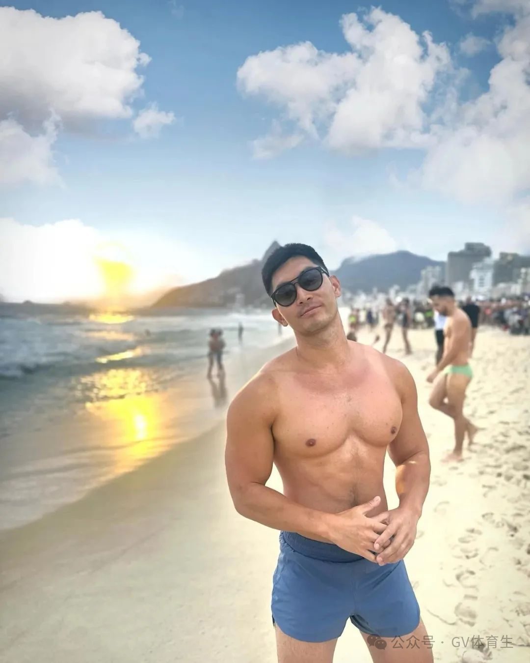 GV 男神包晗 Eric，30+ 的他现在怎么样了？