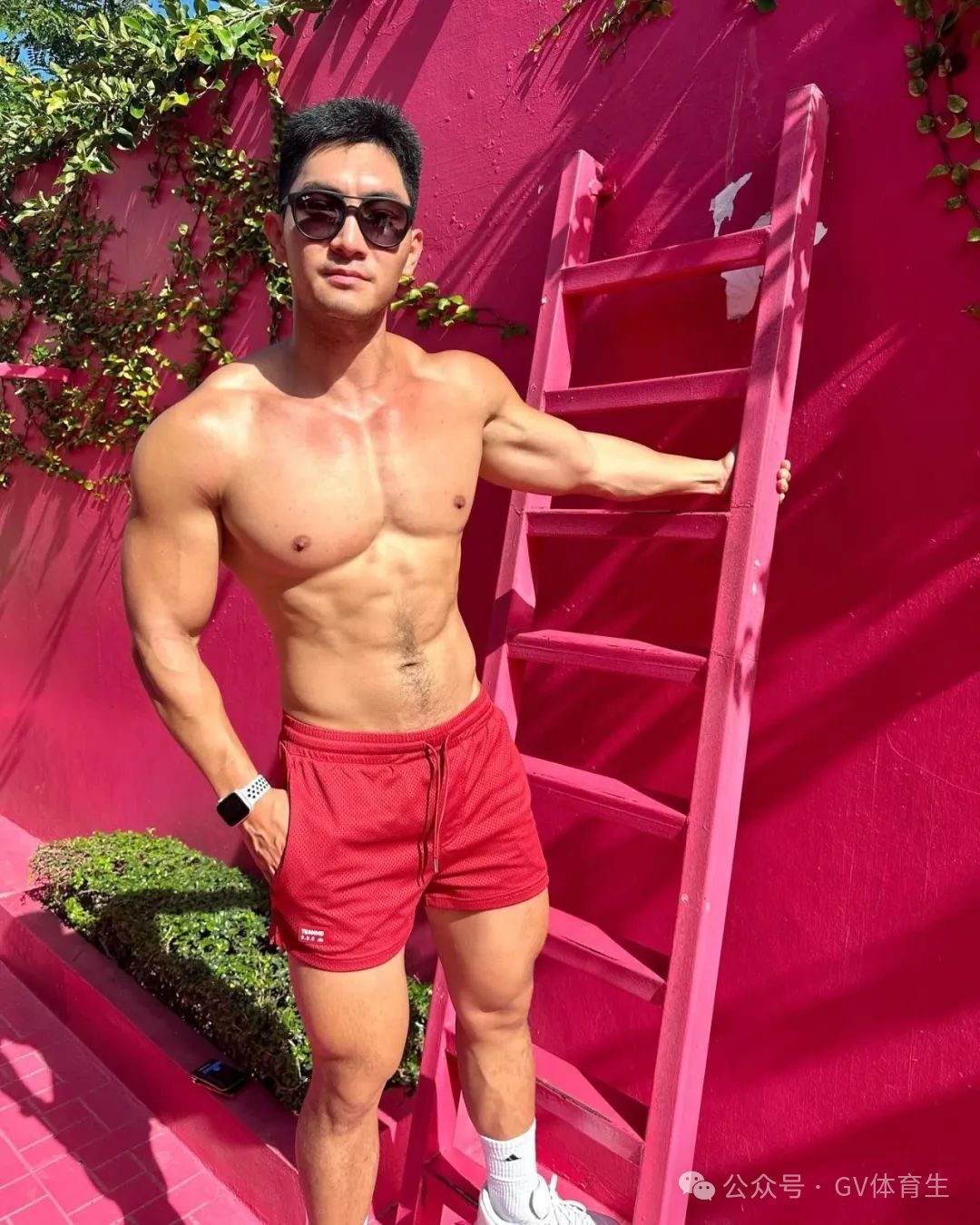 GV 男神包晗 Eric，30+ 的他现在怎么样了？