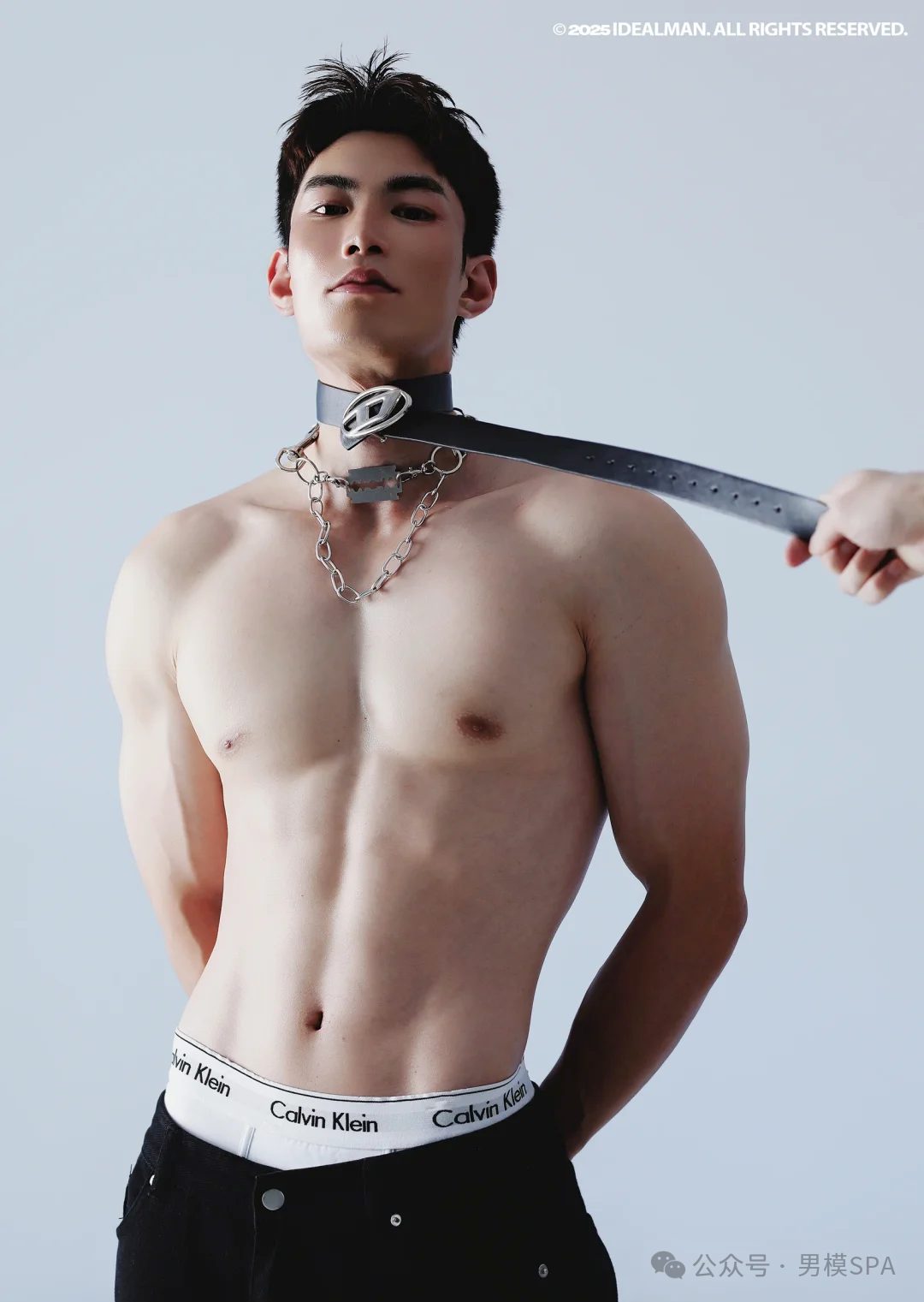 钟木東御用肌肉男模