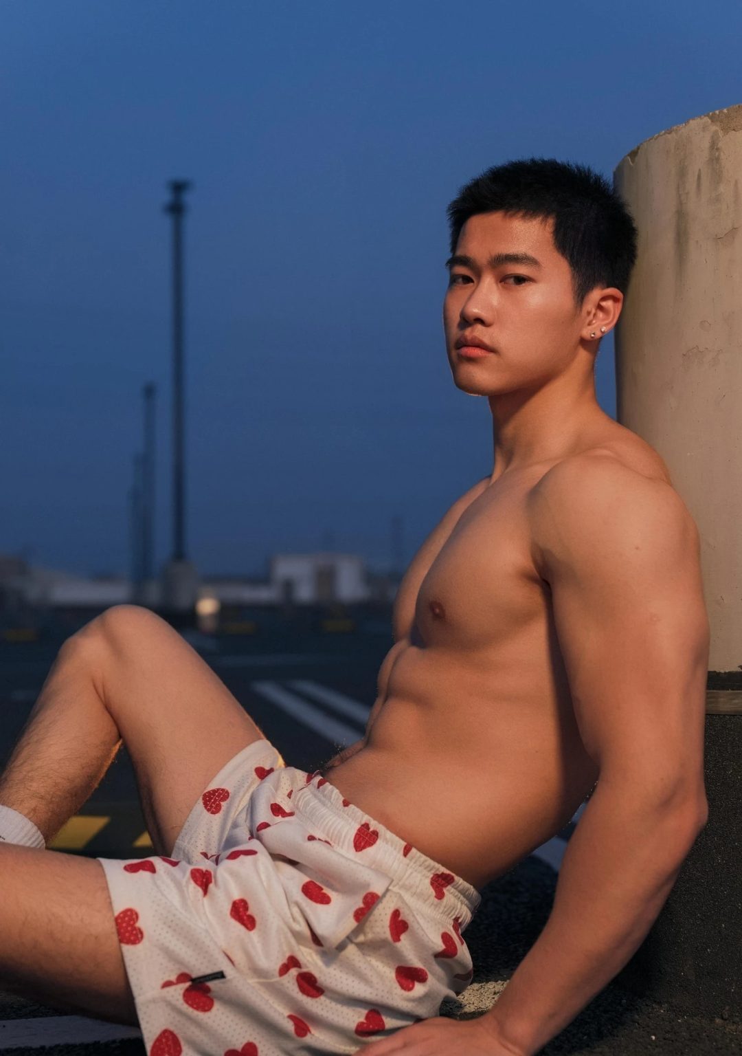 183cm 浙江黑皮健身网红，长腰腹肌帅爆了