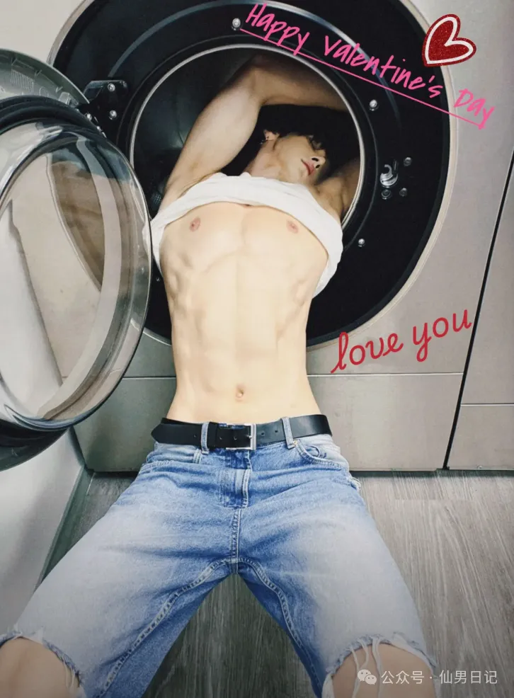 00 后帅哥靠腹肌疯狂斩男…… 00 后帅哥靠腹肌疯狂斩男……