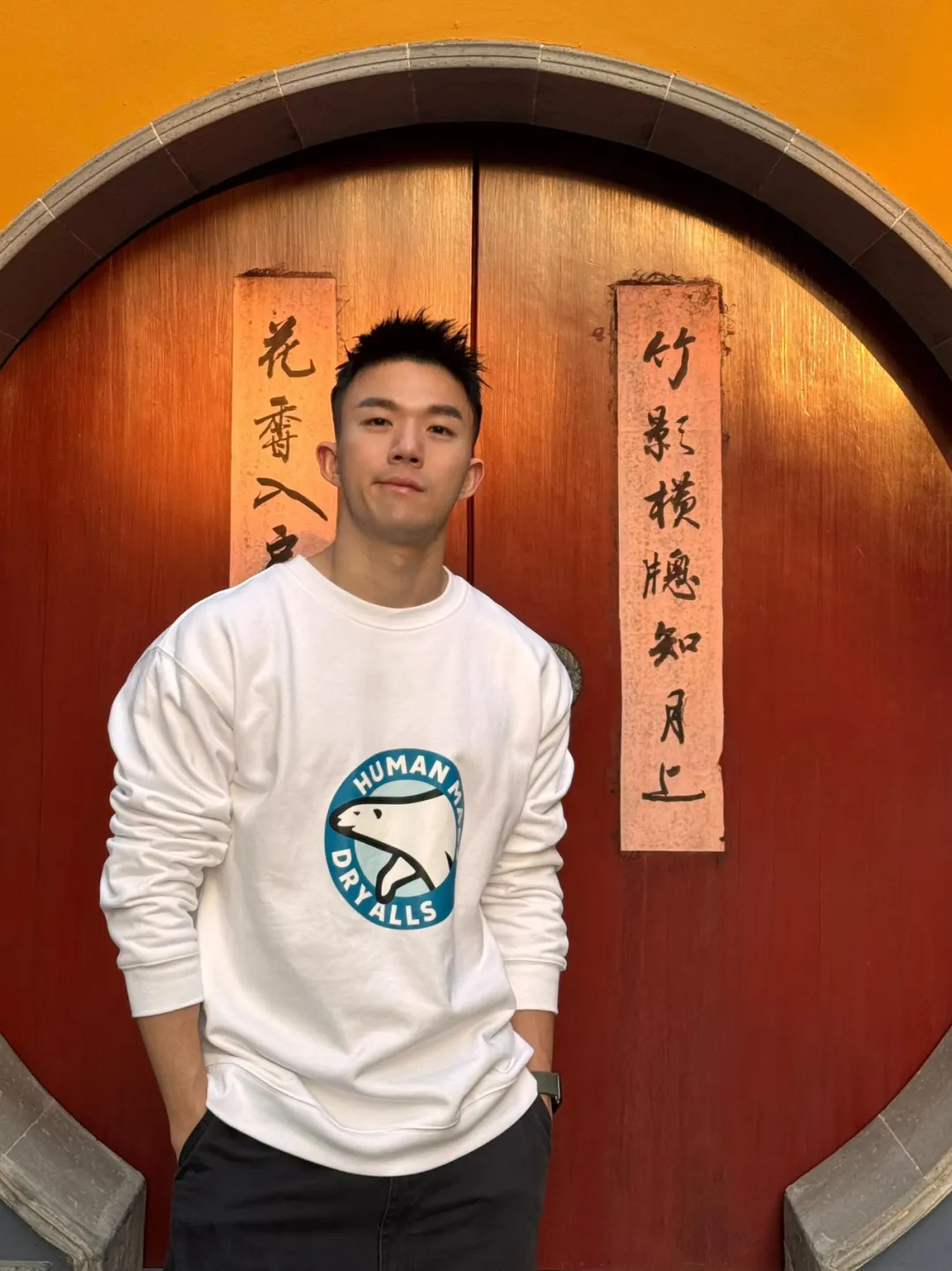 在美国工作的江苏运动博主，雪地大秀肌肉身材，网友直呼海外必吃榜