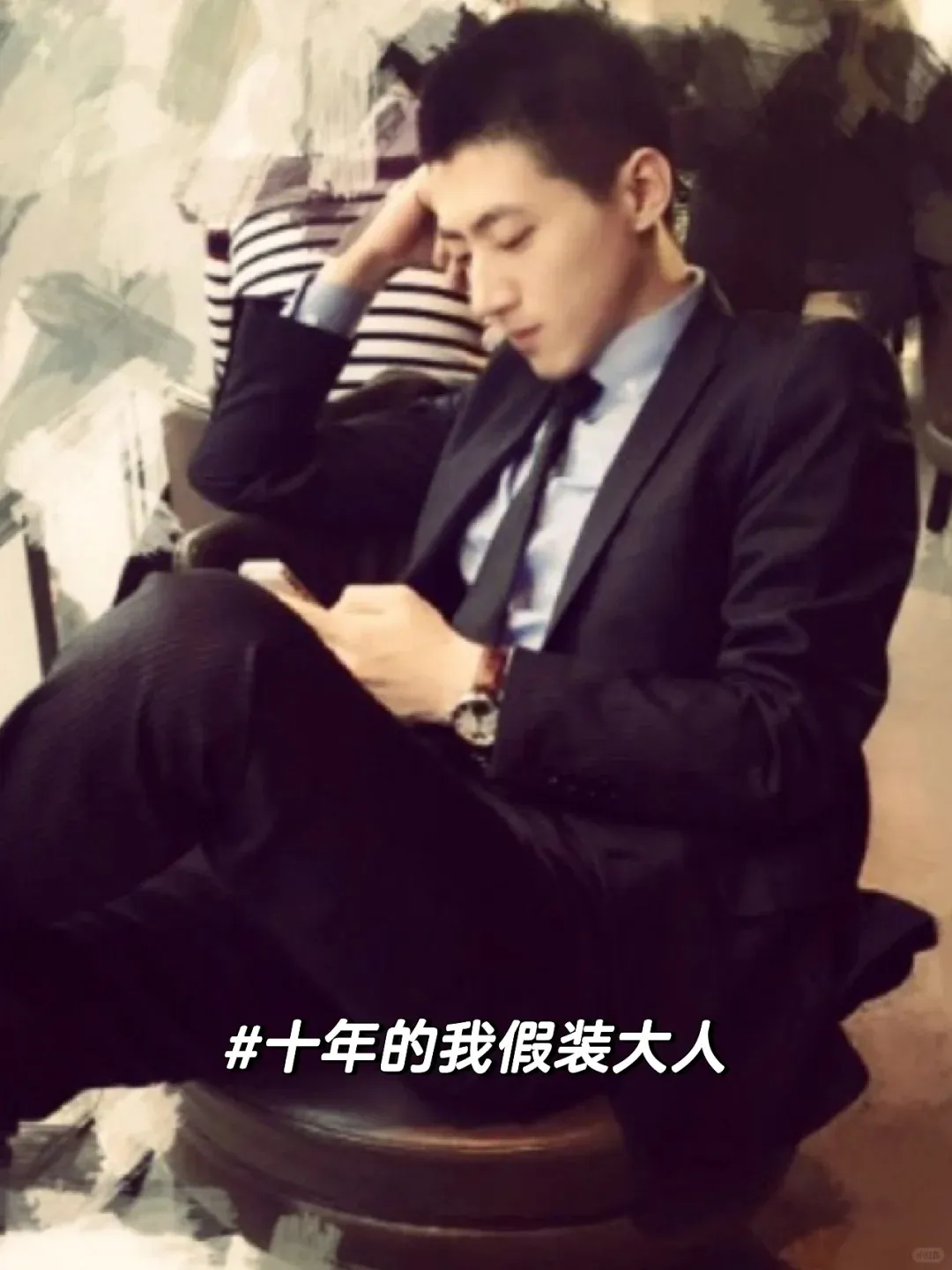 西装男孩能不能成为你的 " 办公室恋人 "？皮鞋黑丝诱惑能把你迷晕！